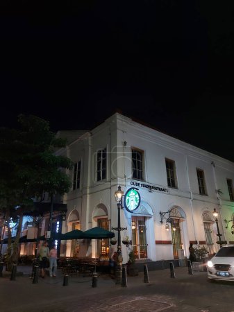 Foto de Semarang, indonesia-agosto 31 2023: kota lama semarang.it es un área enSemarangque se convirtió en el centro de comercio en los siglos 1920. - Imagen libre de derechos