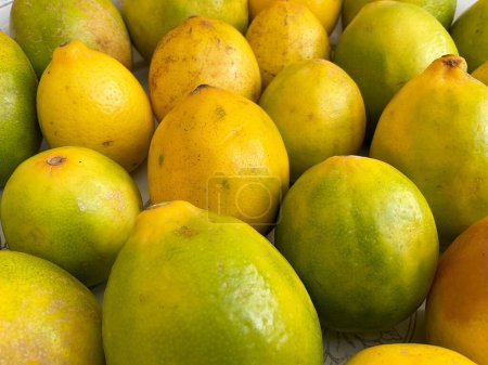 Téléchargez les photos : Vue du dessus du citron - Bouquet de citron de grande taille - en image libre de droit