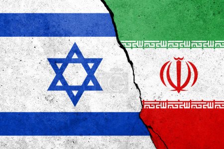 Foto de Flags of Israel and Iran painted on the concrete wall - Imagen libre de derechos