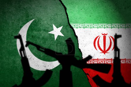 Foto de Banderas de Pakistán e Irán pintadas en el muro de hormigón - Imagen libre de derechos