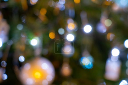 Téléchargez les photos : Hors foyer Arbre de Noël lumières et décorations Noel concept de fond - en image libre de droit