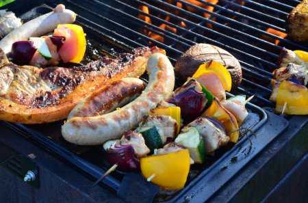 grilled sausages and vegetables