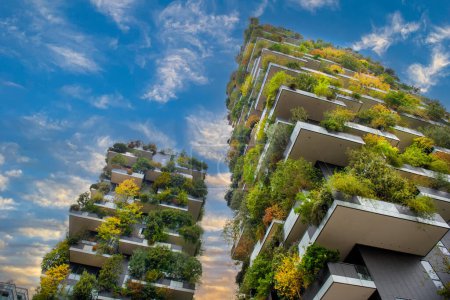Mailand Italien 26. Oktober 2022: Bosco Verticale di Milano, der schönste und ökologisch nachhaltigste Wolkenkratzer der Welt