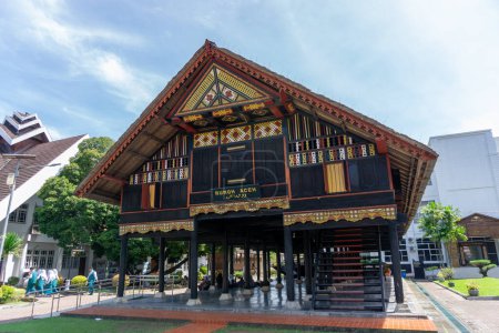Foto de Aceh casa tradicional llamada "Rumoh Aceh" en el museo Aceh en Banda Aceh Indonesia - Imagen libre de derechos