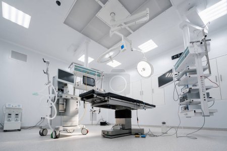 Photo for Empty operating room in a hospital Interior of an operating room in clinic with modern medical equipment - Royalty Free Image