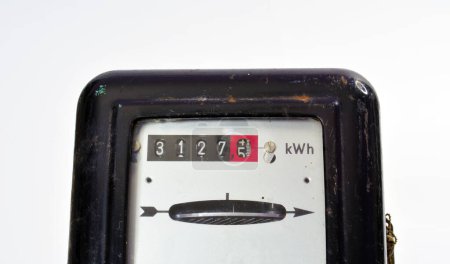 Foto de Medidor de electricidad vintage, medidor eléctrico, medidor eléctrico, medidor de energía o kilovatio-hora - Imagen libre de derechos