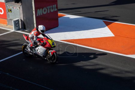 Foto de MotoGP 26 nov 2023 carreras en el circuito Ricardo Tormo de Valencia - Imagen libre de derechos