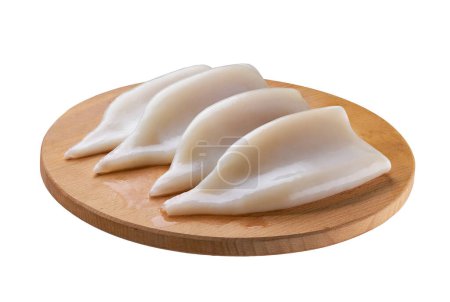 Foto de Filete fresco de calamar o sepia en tabla de cortar aislado sobre fondo blanco. - Imagen libre de derechos