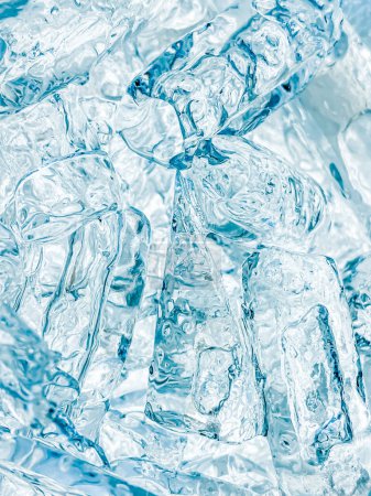 Foto de Ice cubes background, ice cube texture or background It makes me feel fresh and feel good, Made for beverage or refreshment business. - Imagen libre de derechos