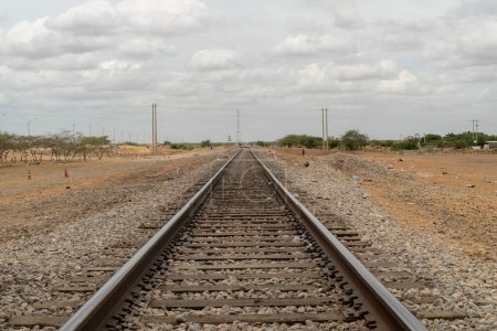 Foto de Riel del ferrocarril de Cerrejón. Guajira, Colombia. - Imagen libre de derechos