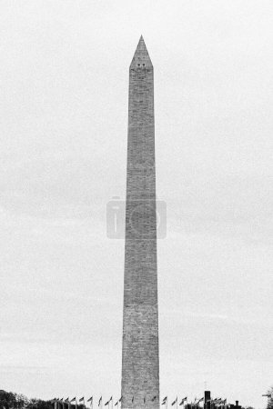 Foto de Washington D. C. Estados Unidos. 29 de noviembre de 2022: Monumento a Washington en blanco y negro. - Imagen libre de derechos