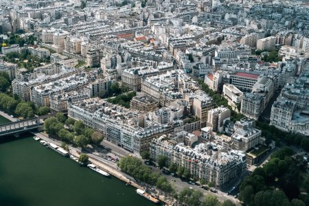 Foto de París panorámica desde la Torre Eiffel y vista del río Sena. París, Francia. - Imagen libre de derechos