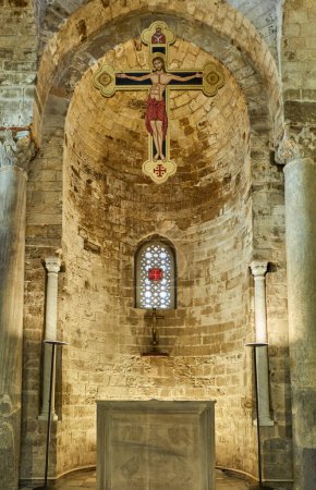 Téléchargez les photos : Palerme, Italie - 26 décembre 2018 : L'intérieur de l'église capitulaire os San Cataldo, architecture arabo-normande du XIIe siècle - en image libre de droit