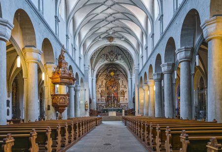 Foto de Constanza, Alemania - 15 de junio de 2023: La nave de la Catedral de Nuestra Señora - Imagen libre de derechos