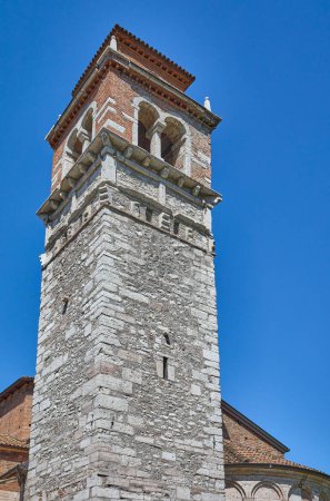 Foto de Trento, Italia, el campanario de la abadía de San Lorenzo - Imagen libre de derechos