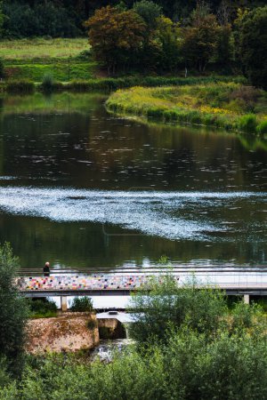 Téléchargez les photos : Briey et son lac serein de Sangsue, pont, randonnées, activités sportives et de détente, Lorraine, France - en image libre de droit