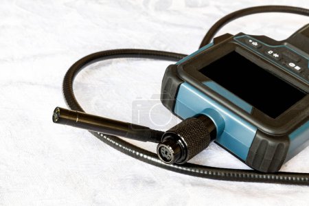 Endoskopkamera auf dem Tisch. Flexible Überwachungskamera
