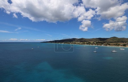 Téléchargez les photos : Ciel bleu et mer turquoise à Sainte Croix USVI - en image libre de droit