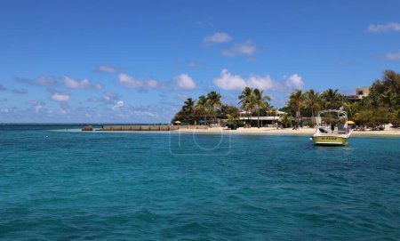 Téléchargez les photos : Paysage tropical de station balnéaire à USVI Sainte Croix USVI - en image libre de droit