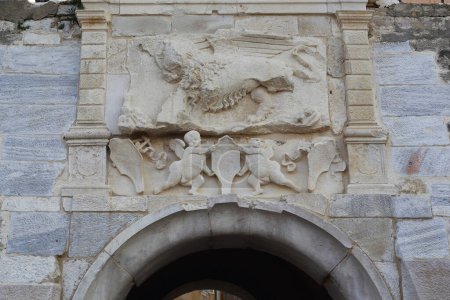Photo for ZADAR, CROATIA - SEPTEMBER 14, 2016: These are preserved historical bas-reliefs over the Sea Gate of the city depicting the symbolic Winging Lion of St. Mark and cherubs. - Royalty Free Image