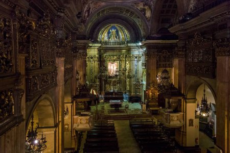 Foto de BARCELONA, ESPAÑA - 11 DE MAYO DE 2017: Este es el interior de la Basílica de la Merce. - Imagen libre de derechos