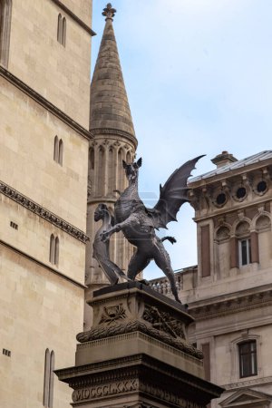 Photo for LONDON, GREAT BRITAIN - SEPTEMBER 19, 2014: This is the Temple Bar Memorial, topped by a statue of a griffin, the symbol of the city. - Royalty Free Image