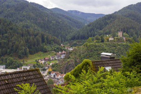 Foto de Vista de Hornberg en la Selva Negra - Alemania, Baden-Wurttemberg - Imagen libre de derechos