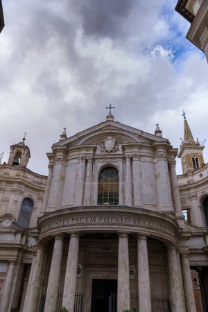 Téléchargez les photos : Eglise Sainte Marie de la Paix à Rome, Italie. - en image libre de droit