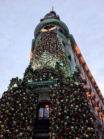 Téléchargez les photos : Four Seasons Hôtel Madrid Espagne - en image libre de droit