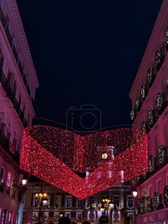 Téléchargez les photos : Un corazon en la Puerta del Sol, Madrid - en image libre de droit