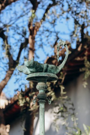 Foto de Beaulieu-sur-Mer, France - 07.01.2023 : Sculptures in the courtyard of the Greek-style villa Kerylos, built at the beginning of the 20th century - Imagen libre de derechos