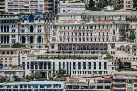Téléchargez les photos : Monaco, Monaco - 25 juin 2023 : Belles façades de la Principauté de Monaco - en image libre de droit