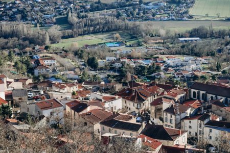 Téléchargez les photos : Petits villages en Auvergne, France - en image libre de droit