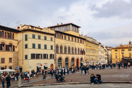 Foto de Florencia, Italia - 31 de diciembre de 2023: Plaza de Florencia frente al Palacio Pitti - Imagen libre de derechos