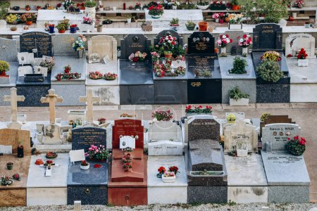 Monaco, Monaco - 18. November 2023: Blick auf den alten Friedhof im Fürstentum Monaco