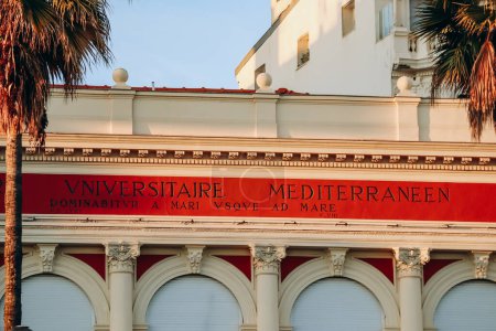 Foto de Niza, Francia - 19 de noviembre de 2023: Centro Universitario Mediterráneo de Niza - Imagen libre de derechos