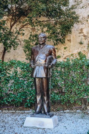 Foto de Mónaco, Mónaco - 20 de enero de 2024: Estatua de Rainiero III, Príncipe de Mónaco - Imagen libre de derechos