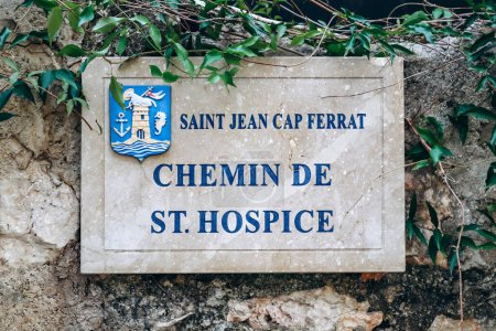 Téléchargez les photos : Signe du Chemin de Saint Hospice à Saint Jean Cap Ferrat) - en image libre de droit