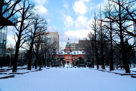 Foto de Former Sapporo government office red brick building. On winter season with snow covered. Hokkaido, Japan. - Imagen libre de derechos
