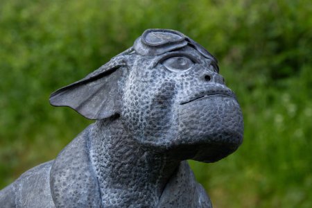 Especies Icónicas en Peligro: Majestuosa Estatua de Mono Negro en Georgetown Histórica de Penang