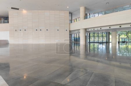 Foto de Arquitectura moderna sala no tripulada (vestíbulo) espacio interior fondo del suelo - Imagen libre de derechos