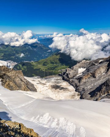 Téléchargez les photos : Glacier Aletsch dans la Jungfraujoch, Suisse. Jungfraujoch, Haut de l'Europe, l'un des plus hauts observatoires au monde situé à la gare de Jungfrau, Oberland Bernois, Suisse. - en image libre de droit