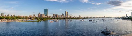 Foto de Un plano panorámico de Boston a la luz del día. - Imagen libre de derechos