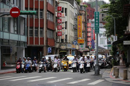 Téléchargez les photos : Les gens et les rues de Taiwan - en image libre de droit