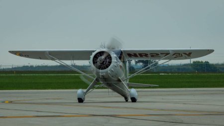 Foto de El Sr. Mulligan réplica listo para una salida durante una demostración aérea - Imagen libre de derechos