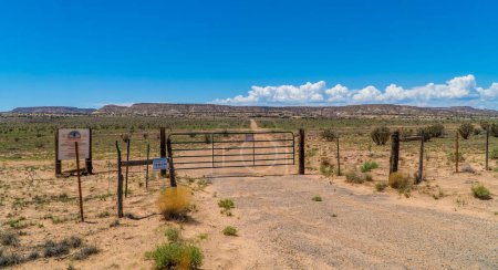 Téléchargez les photos : Un beau plan de l'entrée du désert de Canoncito - en image libre de droit
