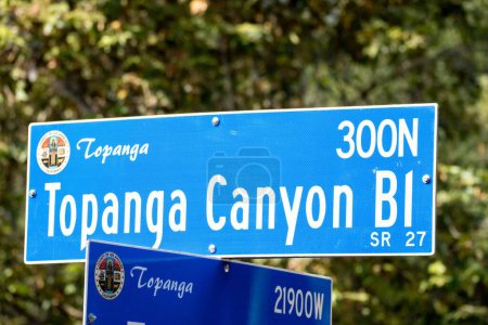 Téléchargez les photos : Le panneau de signalisation de Topanga Canyon Boulevard à Topanga, Californie - en image libre de droit