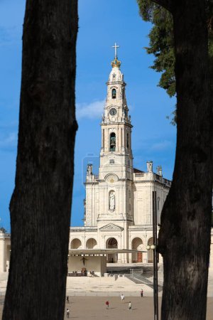 Téléchargez les photos : Site de pèlerinage de Fatima au Portugal Eglise catholique - en image libre de droit