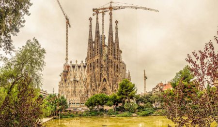 Téléchargez les photos : La Sagrada Familia à Barcelone, Espagne - en image libre de droit