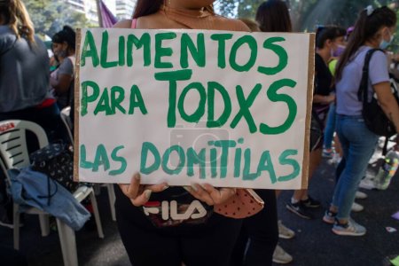Téléchargez les photos : Une affiche alimentaire pour toutes les domitillas : mouvements sociaux et coalitions multipartites. Ciudad Autonoma De Buenos Aires - en image libre de droit